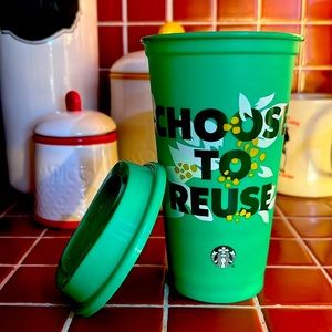 Starbucks 2023 Spring 'choose to
NWT
reuse ' Green Reusable Cup